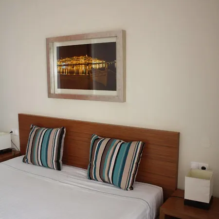 Casa Marinha - Vitor's Village Ferienhaus Ferragudo (Faro)